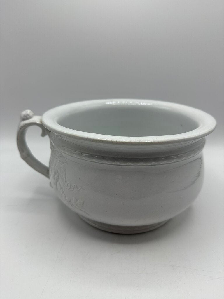 VTG White Ironstone Chamber Pot Grapevine Motif France /ro