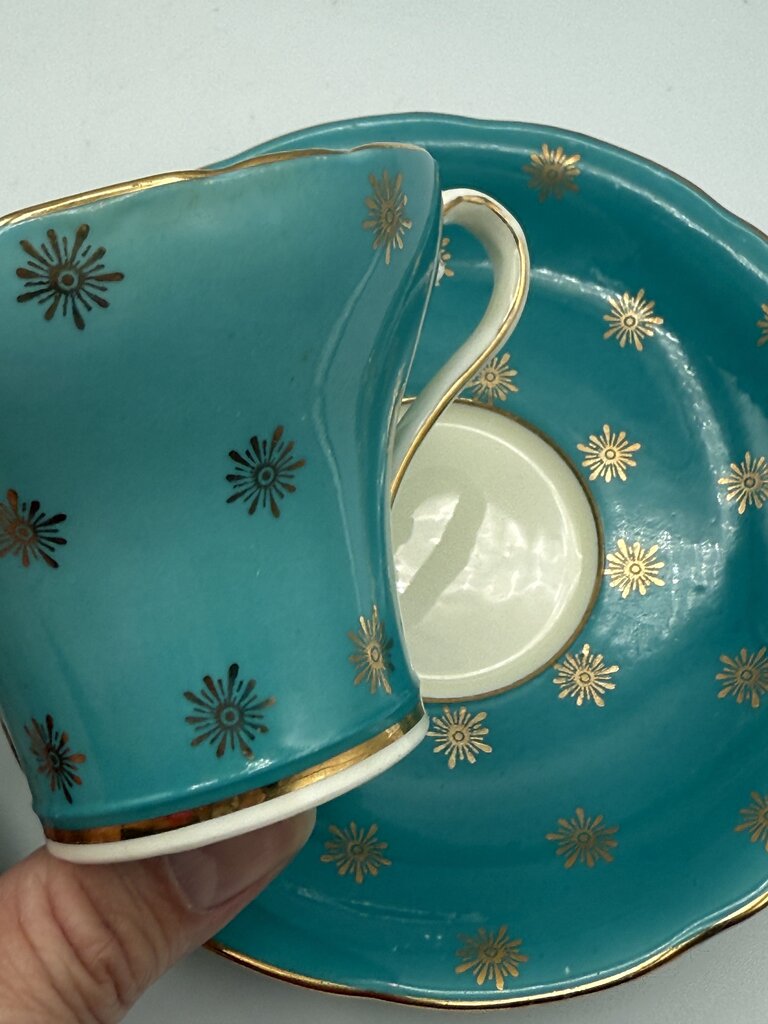 2 Fine Bone China Tea Cup & Saucer Set Made in England /rb