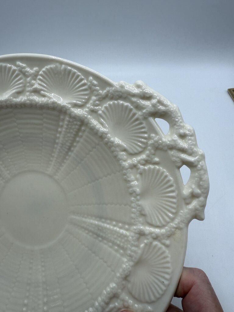 Belleek Ireland Shell Pattern Double Handle Serving Plate Green Mark /ro
