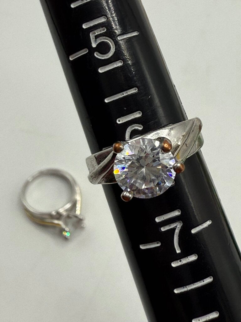 Two RSC Round Cubic Zirconia Solitaire Stone Silver Tone Size 6 Rings /ro