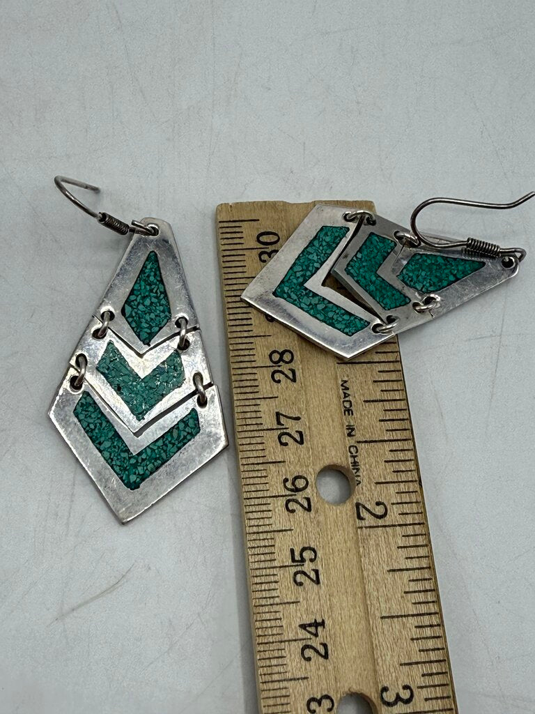 Mexico 925 Sterling Inlaid Crushed Malachite Pierced Earrings /ro