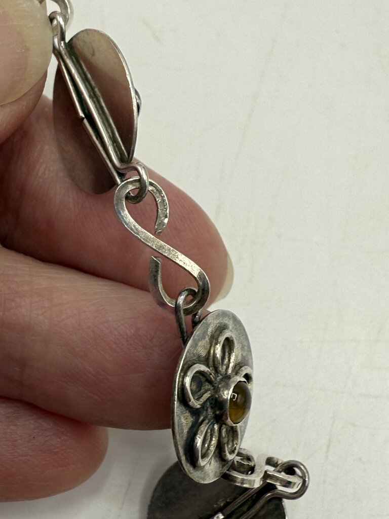 Unique Daisy Flower Sterling Silver Bracelet /ro