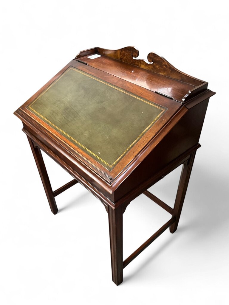 Small Drop Down Desk