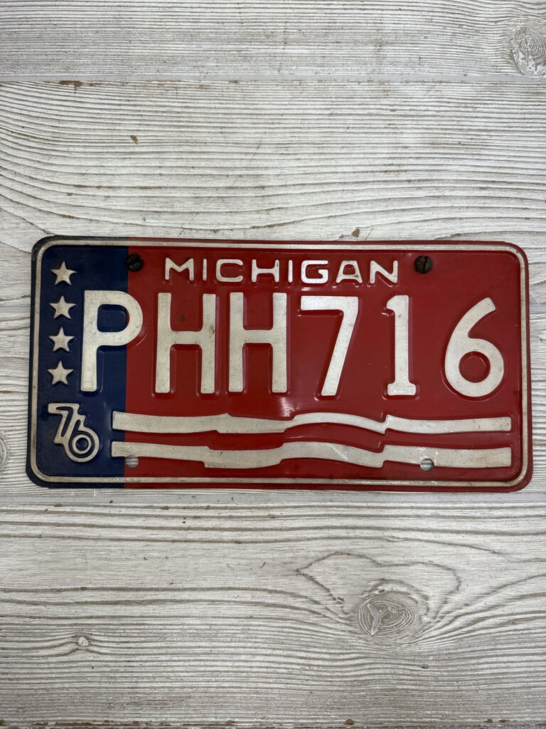 Bicentennial 1976 Michigan State License Plate lot of 9 /roh