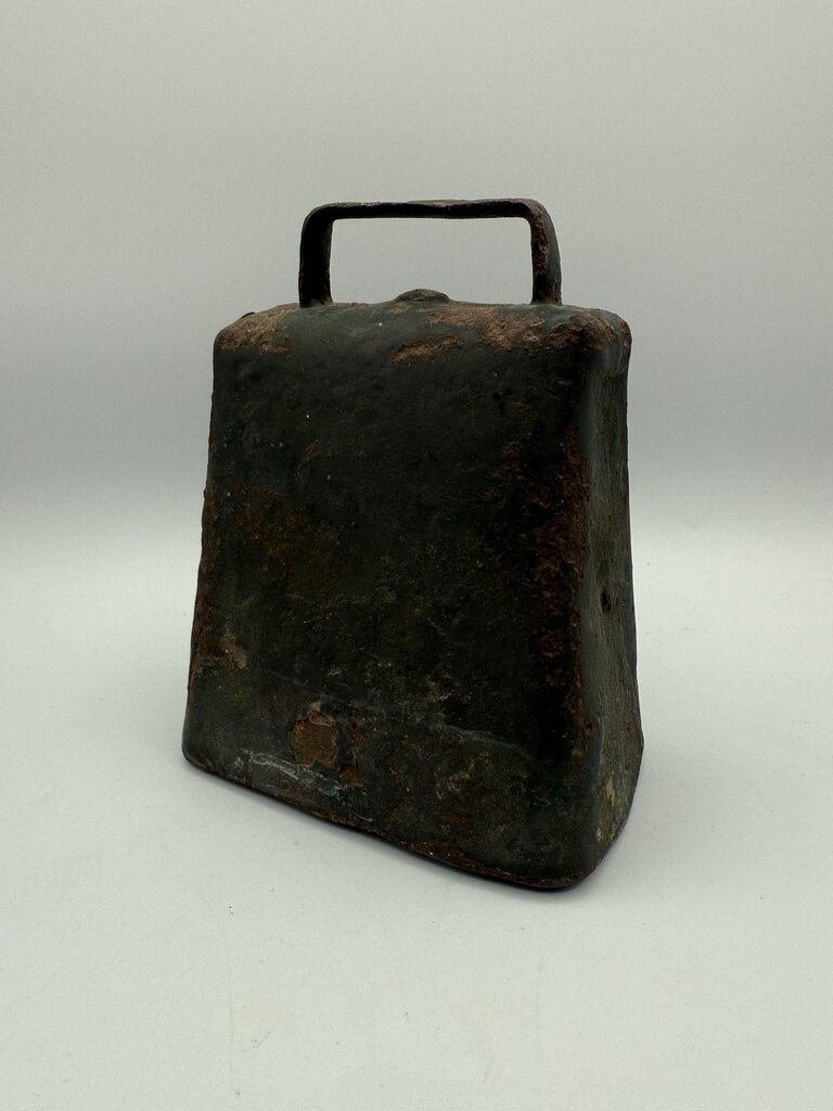 Large Primitive Antique Folded & Riveted Cow Bell w/Clapper /ro
