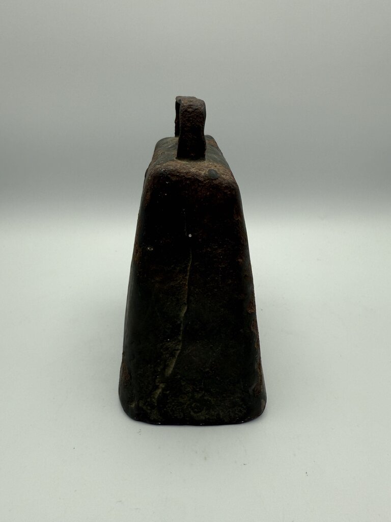 Large Primitive Antique Folded & Riveted Cow Bell w/Clapper /ro