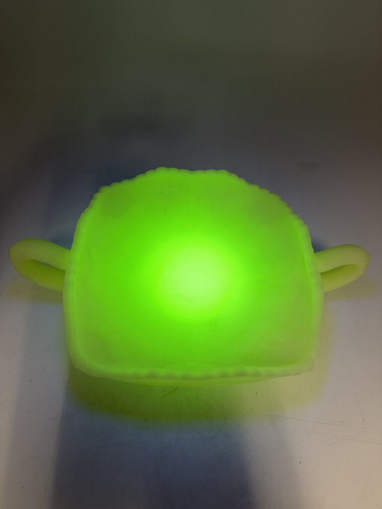 Fenton Custard Butterfly Uranium Glass Double Handle Dish /ro