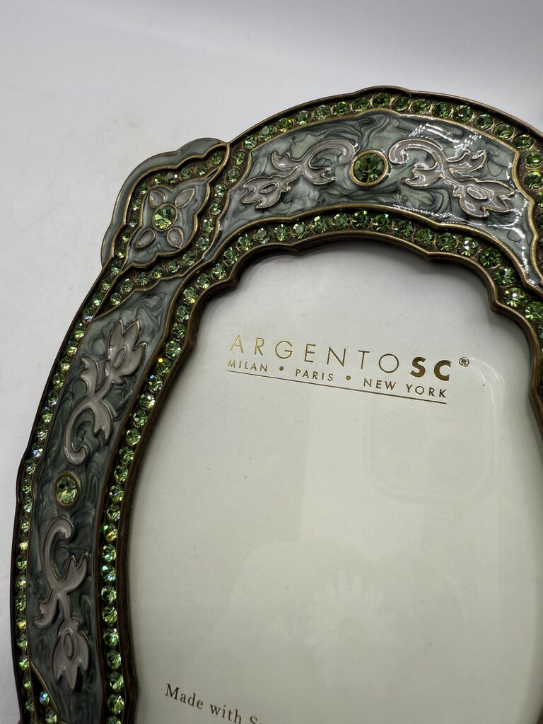 Argentine SC Photo Frame w/ Swarovski peridot green Crystal 3.5” x 5” Vertical /ro