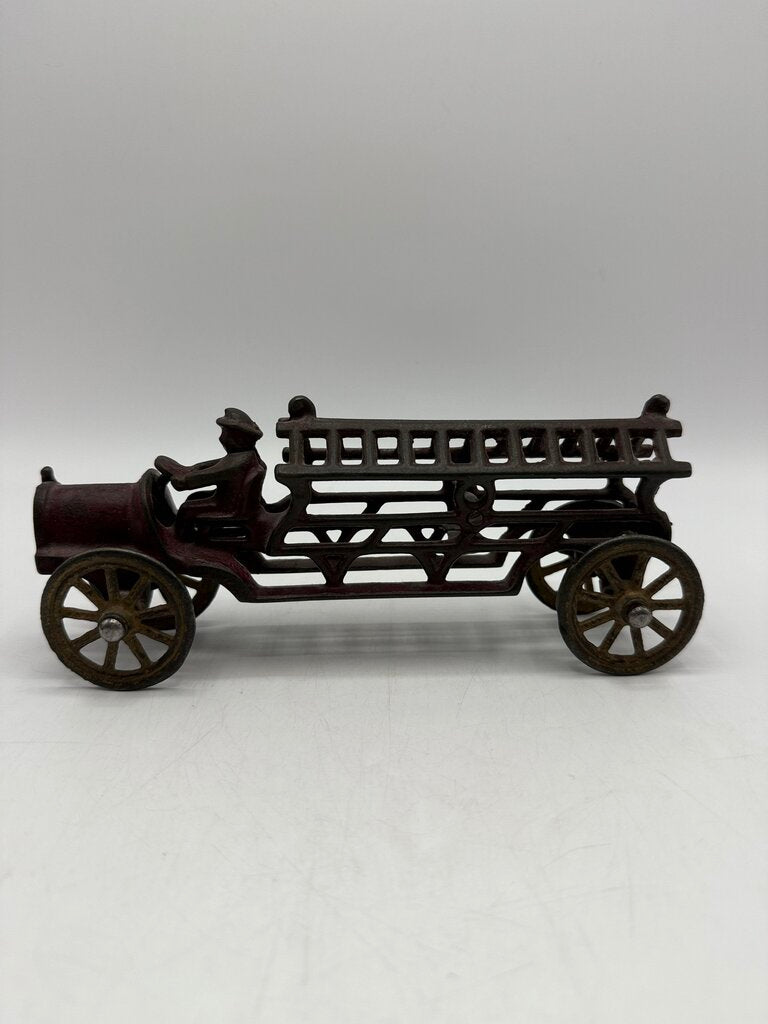 Vintage Antique Cast Iron Toy Firetruck w/Driver 7.5” /ro