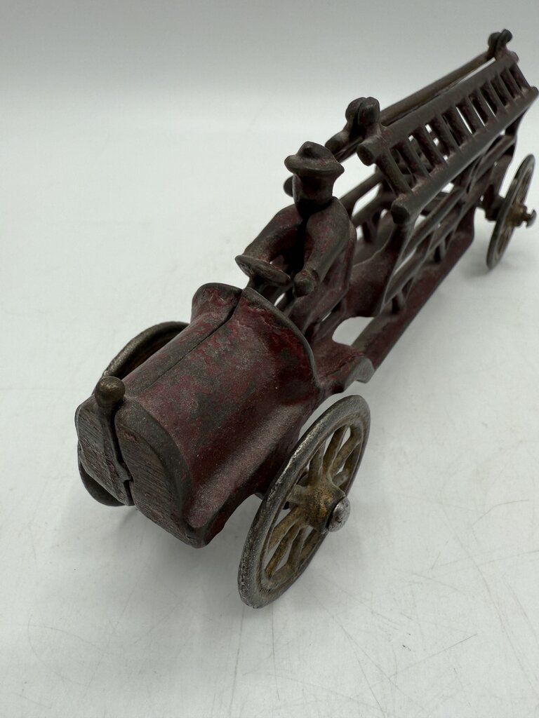 Vintage Antique Cast Iron Toy Firetruck w/Driver 7.5” /ro