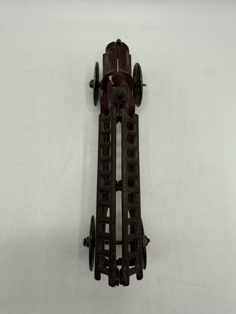 Vintage Antique Cast Iron Toy Firetruck w/Driver 7.5” /ro