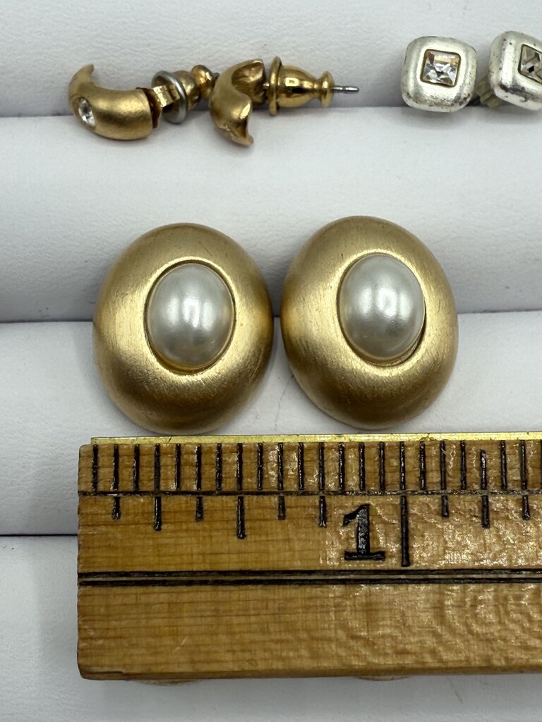 VTG Roberta Chairella Lot of 10 Pierced Earrings Gold/Silver Tone /ro