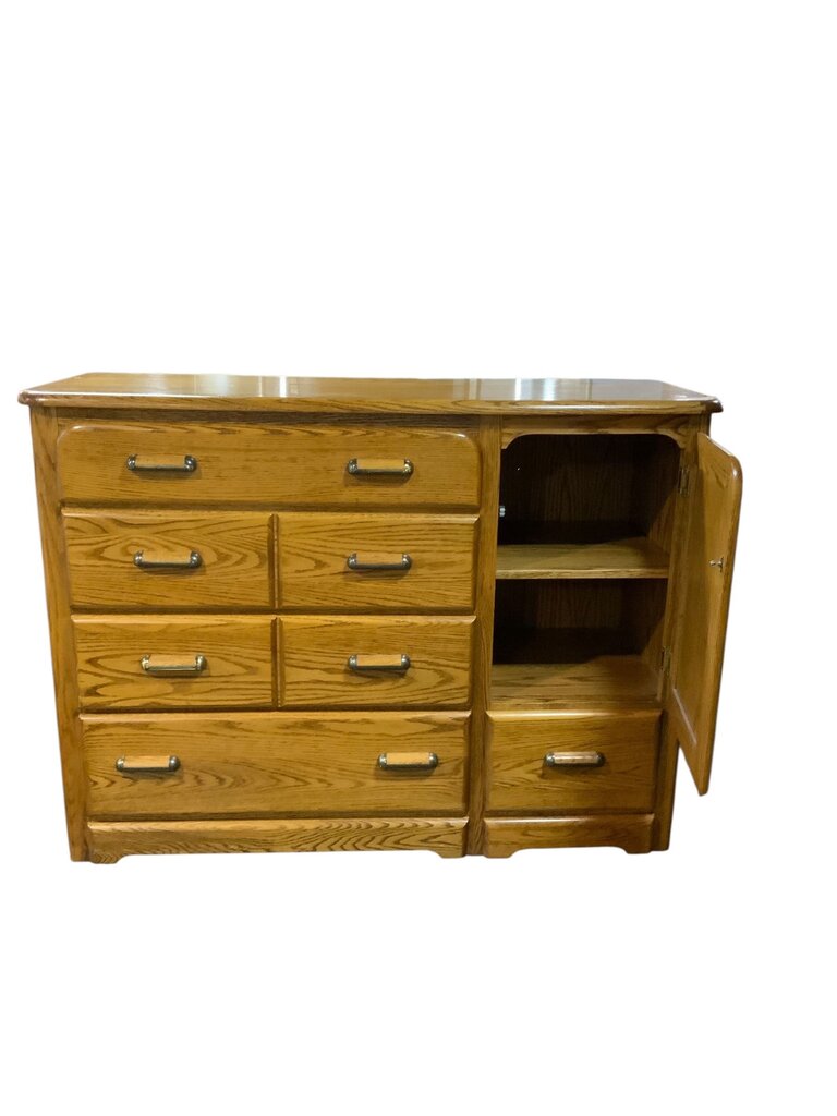 Cal Shops Wood Dresser