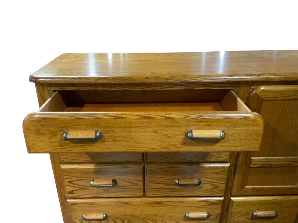 Cal Shops Wood Dresser