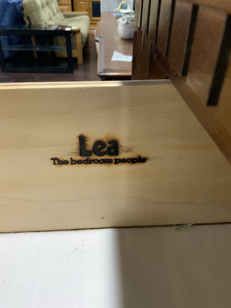 Lea Long Dresser With Mirror