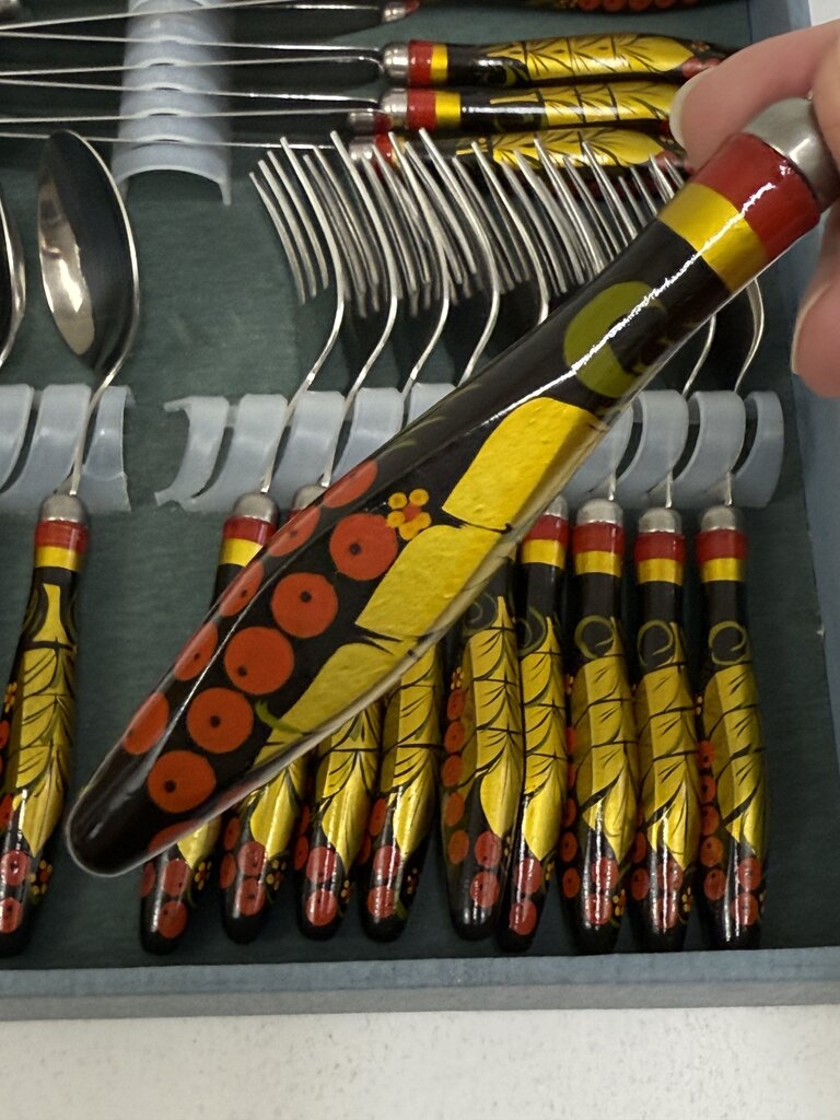 Handpainted Ukrainian Folk Art Flatware 30 pcs. /rw