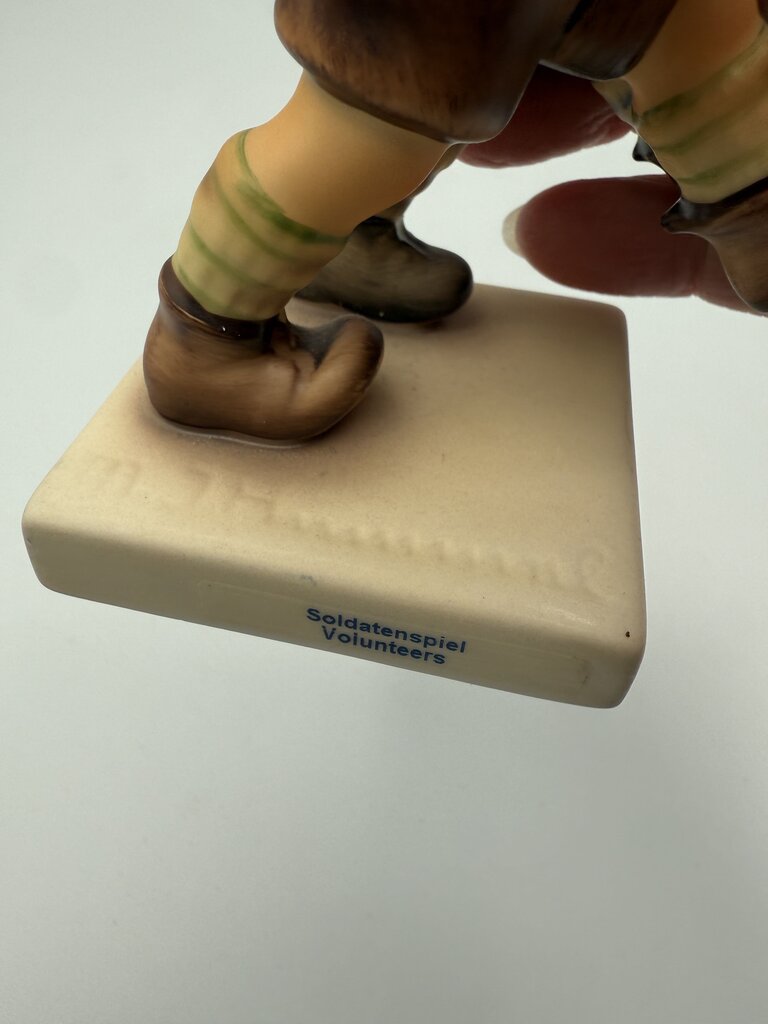 VTG Hummel Goebel Figurine “Volunteers” Germany /roh