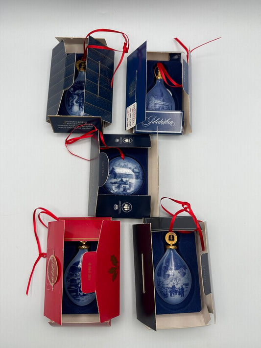 VTG Set of 5 Bing & Grondahl Copenhagen Cobalt Blue Porcelain Ornaments /ro