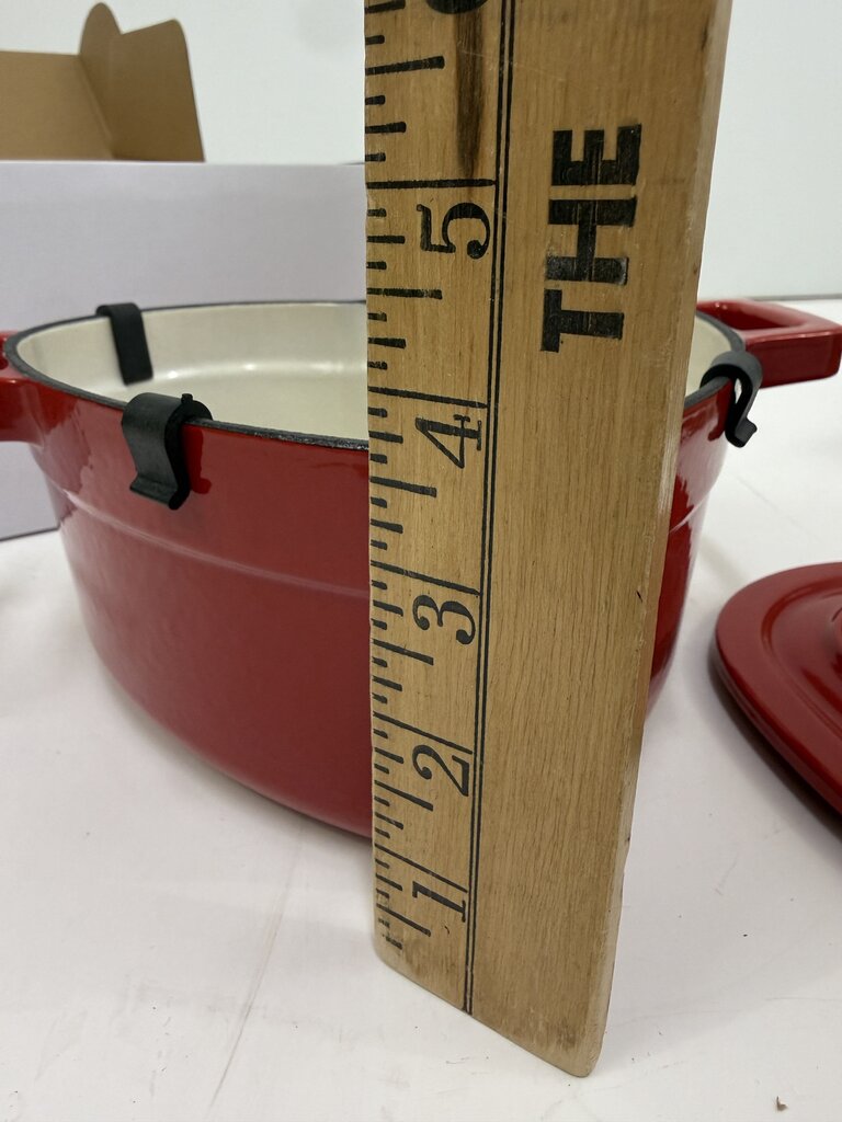 Martha Stewart 2 Qt. Red Heart Shape Enamel Cast Iron Dutch Oven NIB /rw