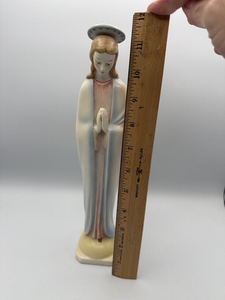 VTG Goebel Hummel Praying Madonna w/Halo 11.5” tall /ro