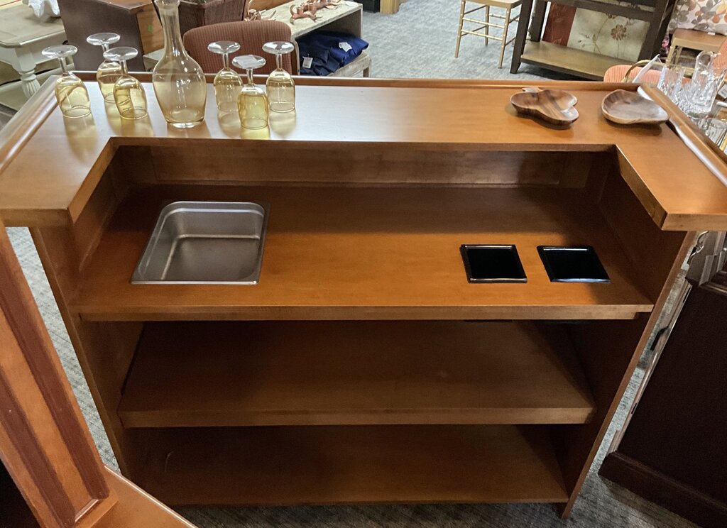 Bar W/Brass Footrest