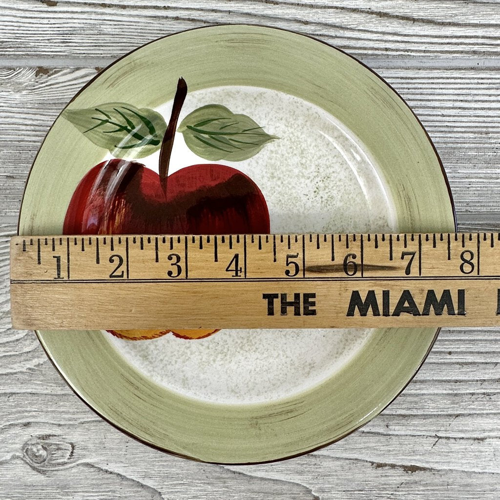 Cambridge Potteries “Apple Sauce” Collection 4 Hand Painted 7 3/4in Bread & Butter Plates /cb