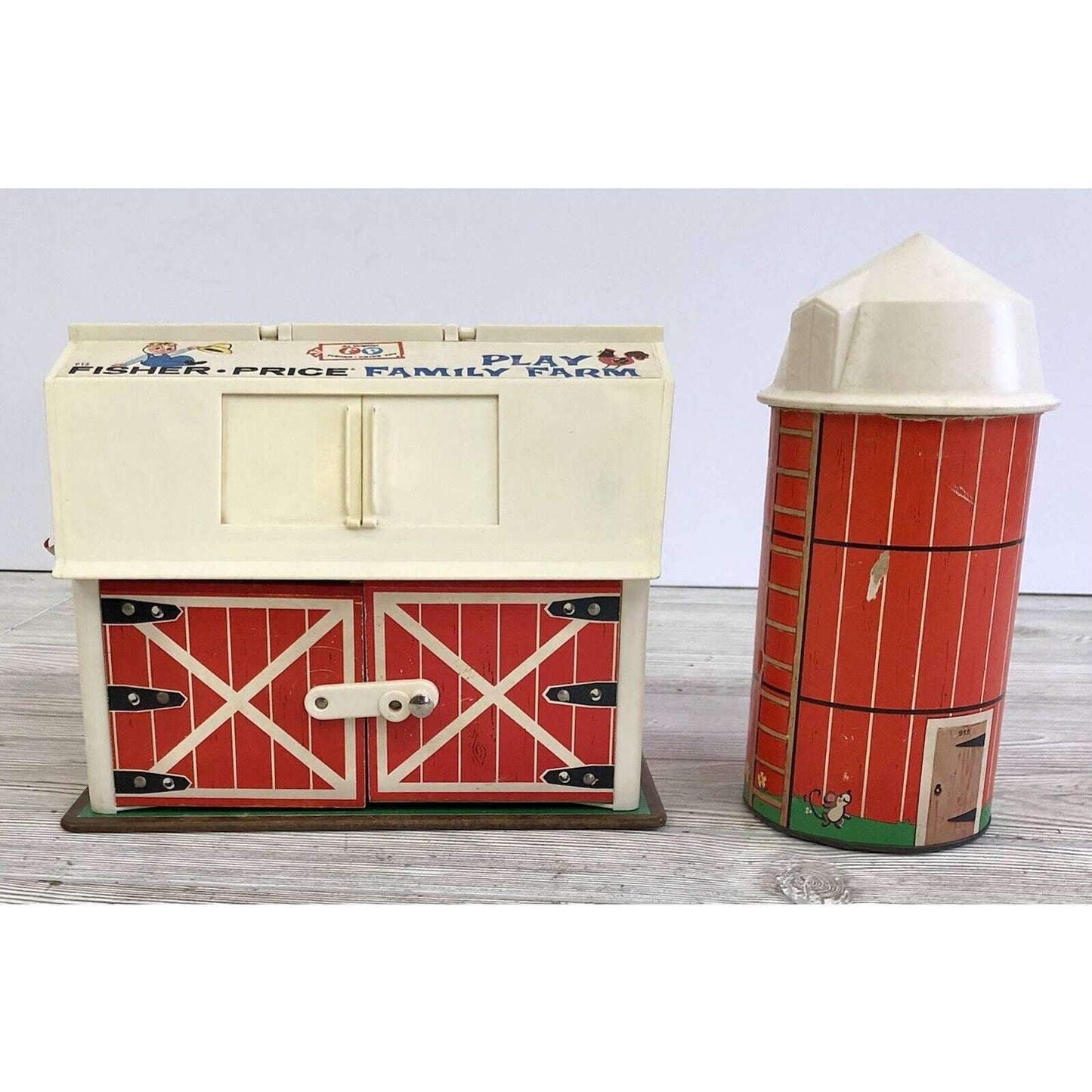 1967 & 1968 Fisher Price Family Farm Play Set /b