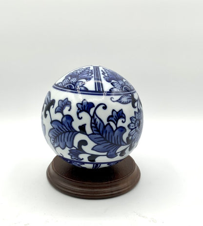 Antique Chinoiserie Blue and White Carpet Ball /ah