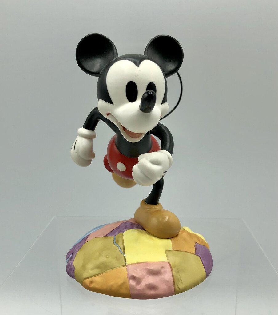 Disney WDCC “Millennium Mickey: On Top of the World” Collectible Figurine /b