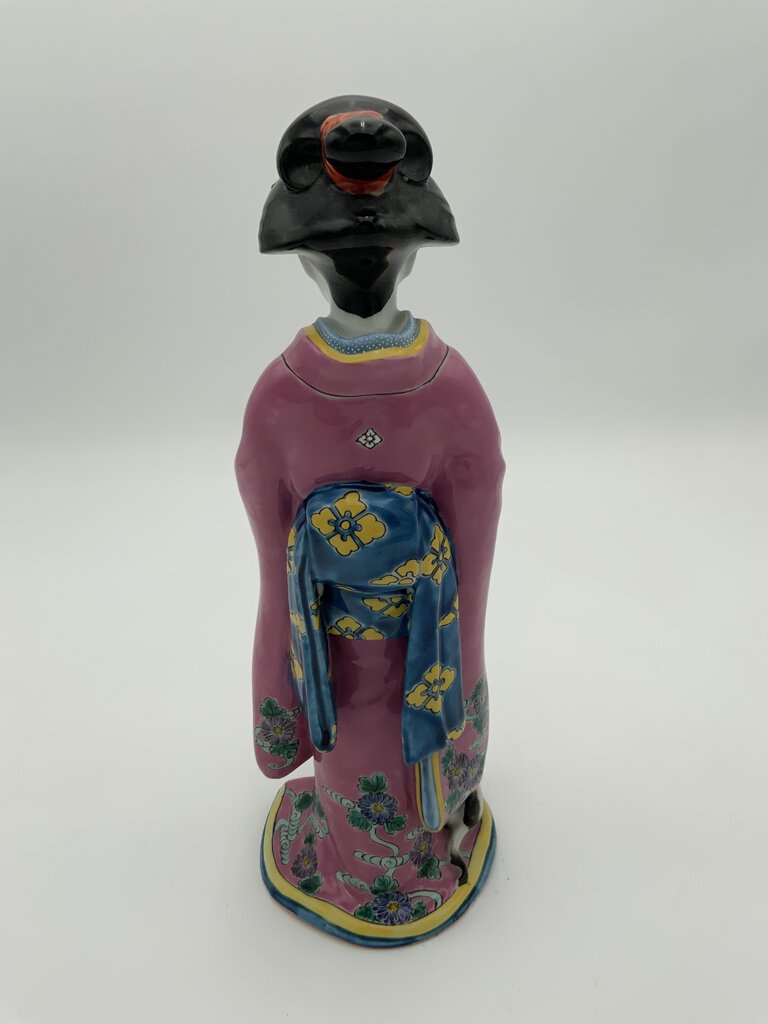 Sculpture of Chinese Woman