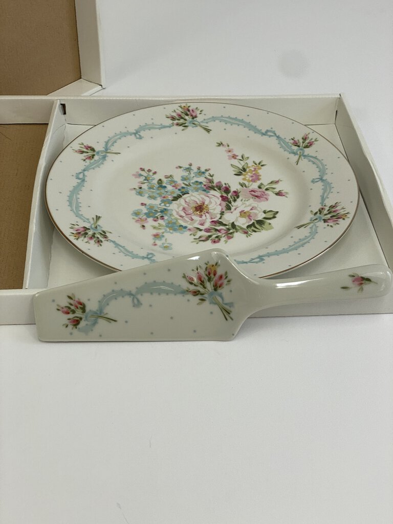 Andrea by Sadek Porcelain Ivory Cake Plate/Server Floral Design Boxed /rb