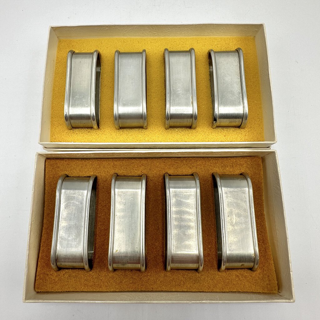 Set of 8 Vintage International Pewter Oval Napkin Bands w/Boxes /cb