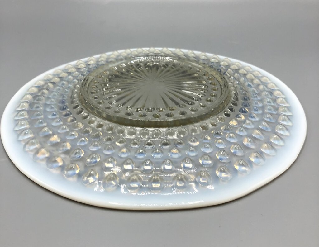 5pc Anchor Hocking Moonstone Opalescent Hobnail Plates /b