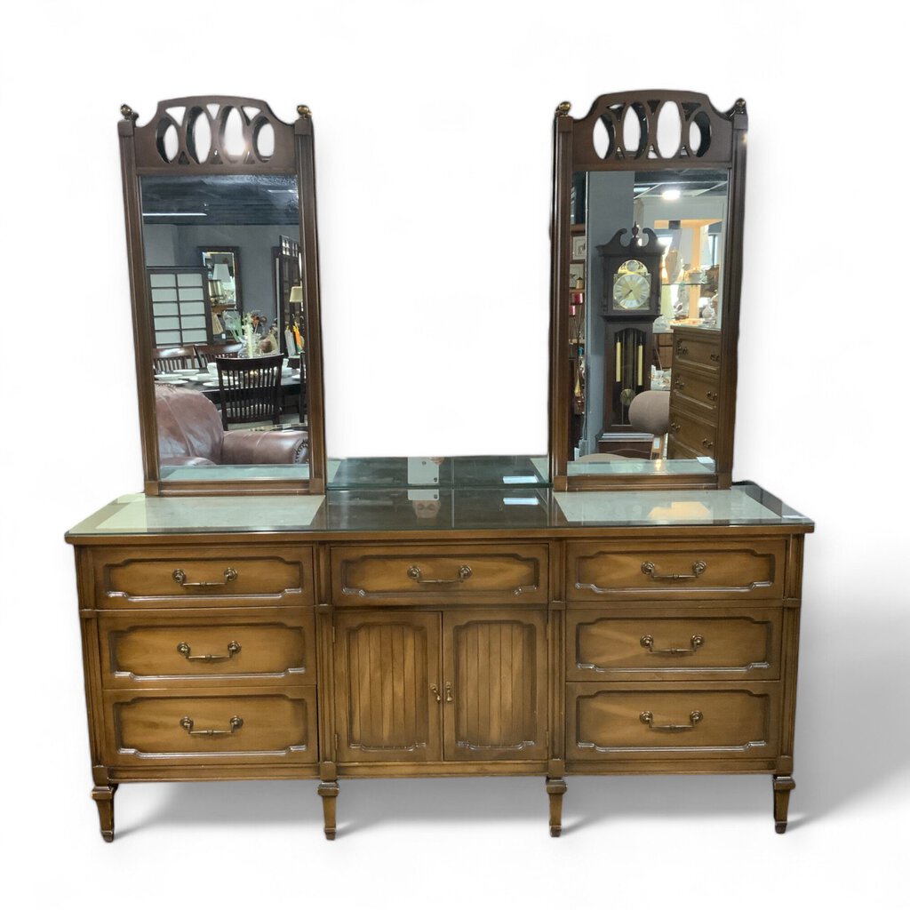 Mid Century Moden French Provincial Vanity Dresser