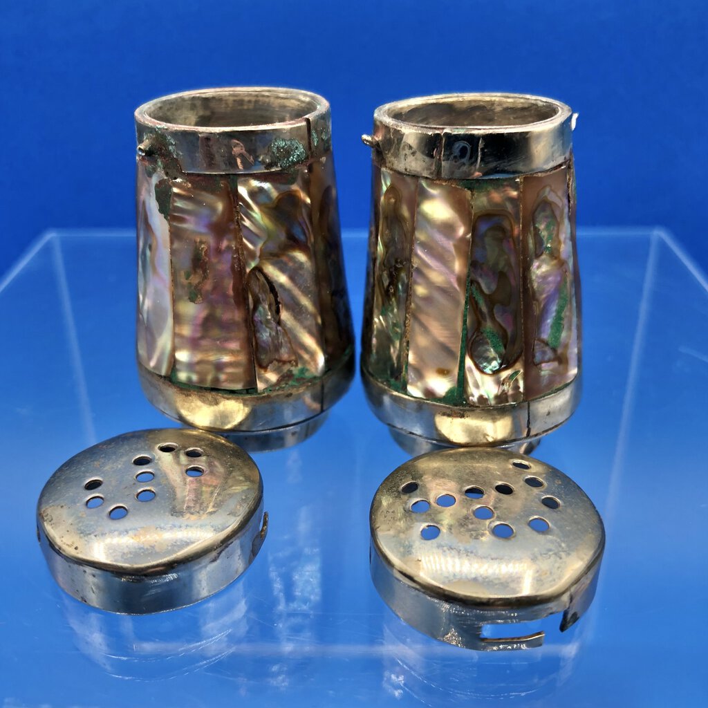 Vintage Mexico Abalone Shell Salt & Pepper Shaker Set /b