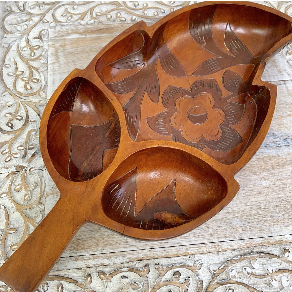 Vintage Carved Wood Leaf-Shaped Divided Bowl /cb