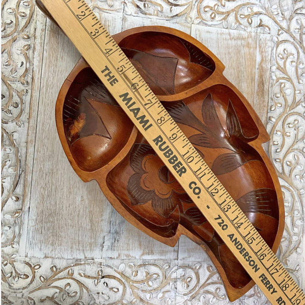 Vintage Carved Wood Leaf-Shaped Divided Bowl /cb