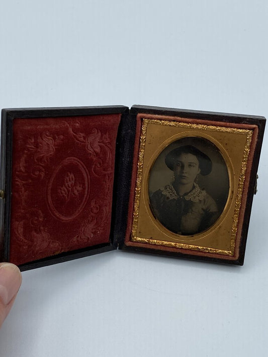 Antique Ambrotype in Case 2” x 2.5” Young Woman Died 1859 /ro