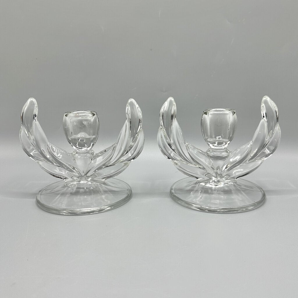 Pair Of Vintage Indiana Glass Willow Clear Single Light Candlesticks /cb