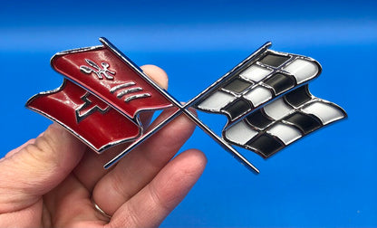 Original 1968 - 1972 Corvette Front Nose X Flag Emblem Detroit Made /b