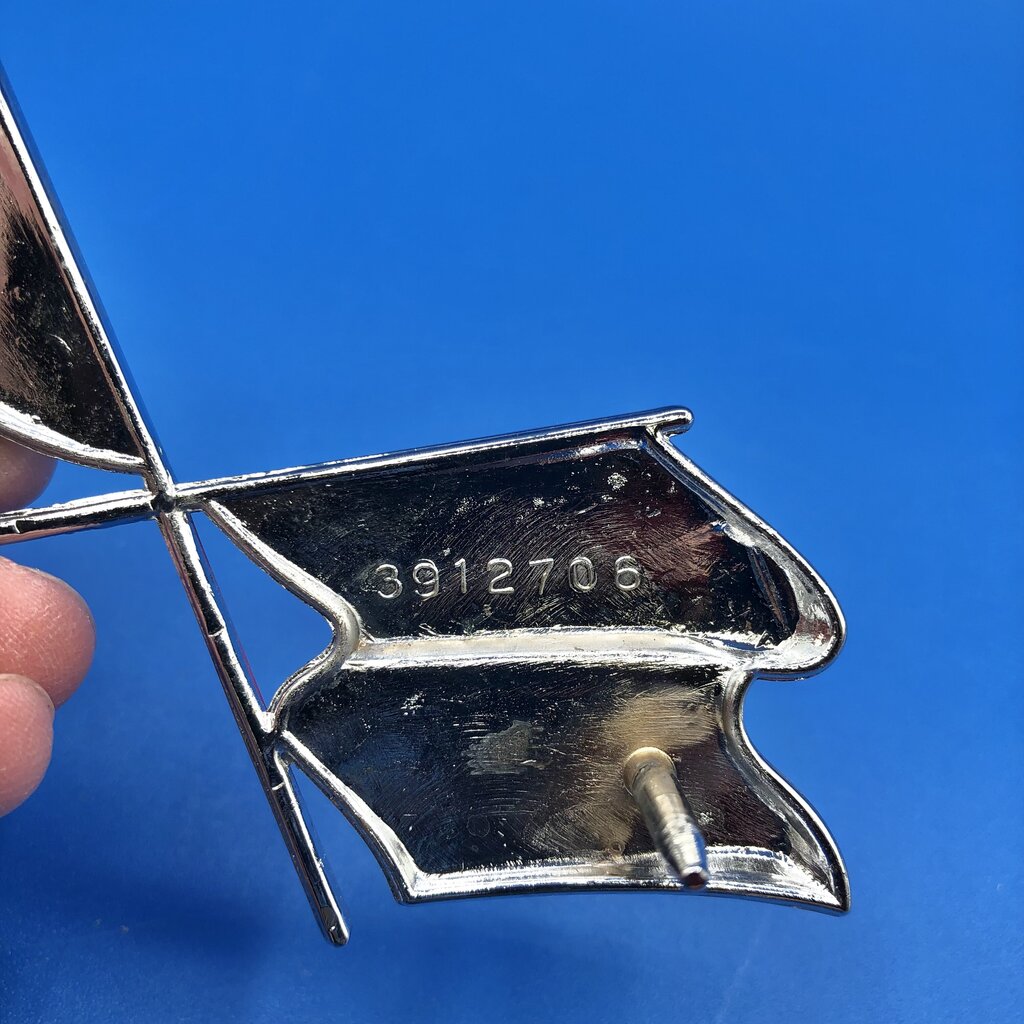 Original 1968 - 1972 Corvette Front Nose X Flag Emblem Detroit Made /b