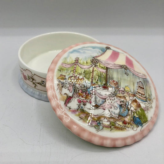 Royal Doulton Brambly Hedge “The Birthday” Trinket Box /b