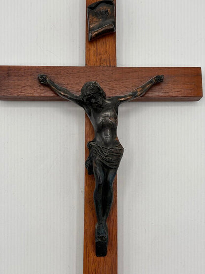 Vtg. Wood & Brass Crucifix INRI /j