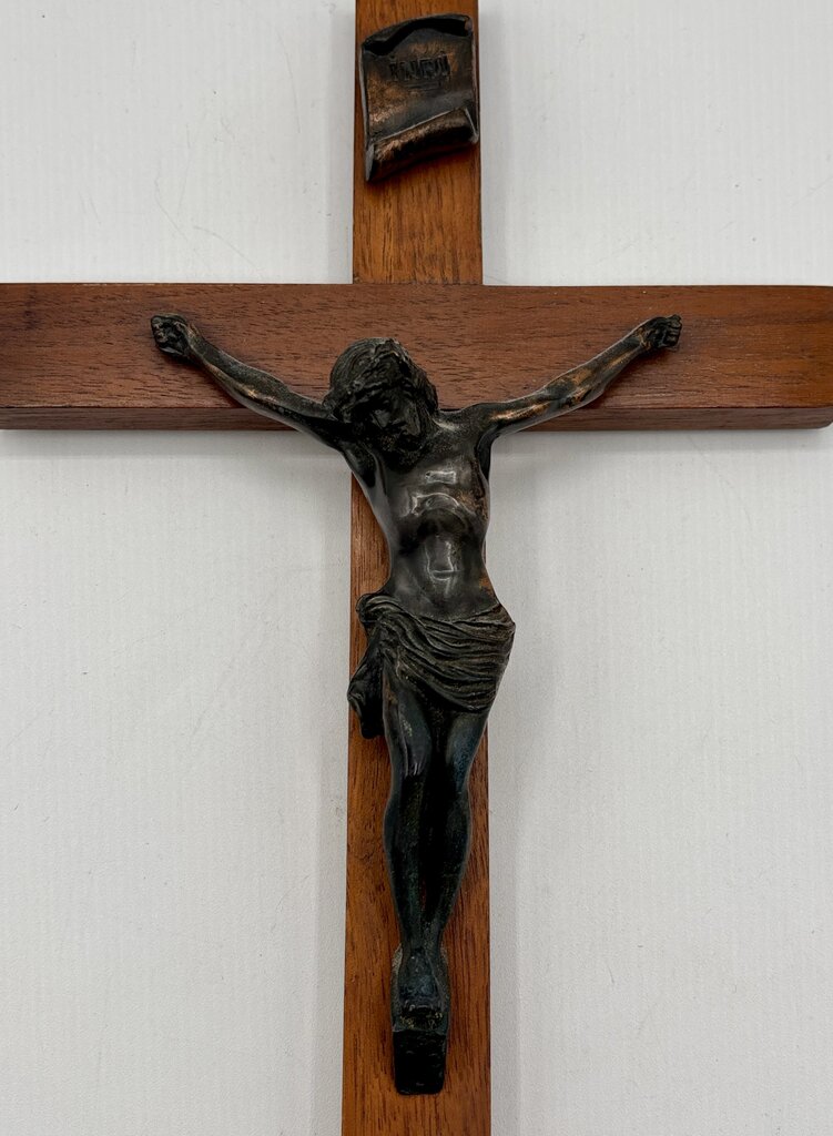 Vtg. Wood & Brass Crucifix INRI /j