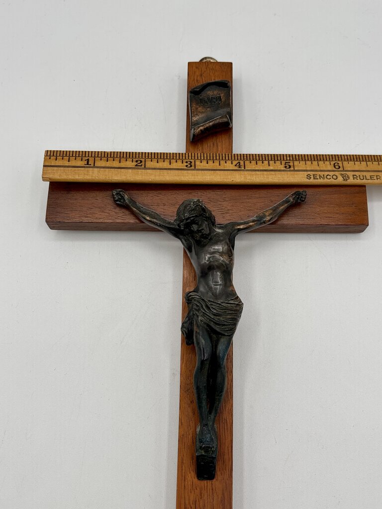 Vtg. Wood & Brass Crucifix INRI /j