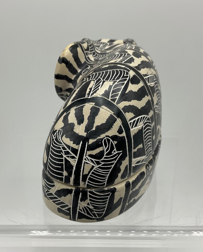 Vintage Genuine Besmo Hand Carved Soapstone Elephant Trinket Box Kenya /s