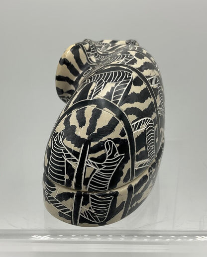 Vintage Genuine Besmo Hand Carved Soapstone Elephant Trinket Box Kenya /s