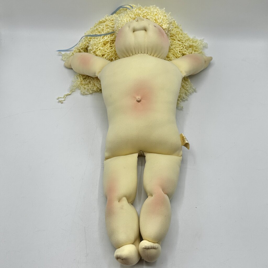 Vintage 1990 Cabbage Patch Soft Sculpture Doll Blue Eyes Blonde Hair No Papers/Clothes /cb