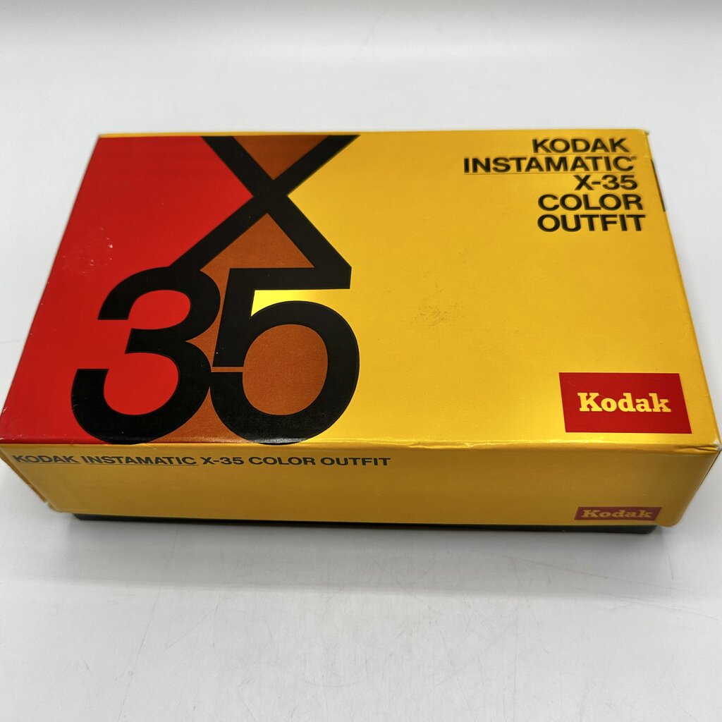 Vintage Kodak Instamatic X-35 Color Outfit w/Box, Flashcubes & Instructions /cb