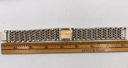 Vintage Ladies VOUGE Quartz Wrist Watch /b